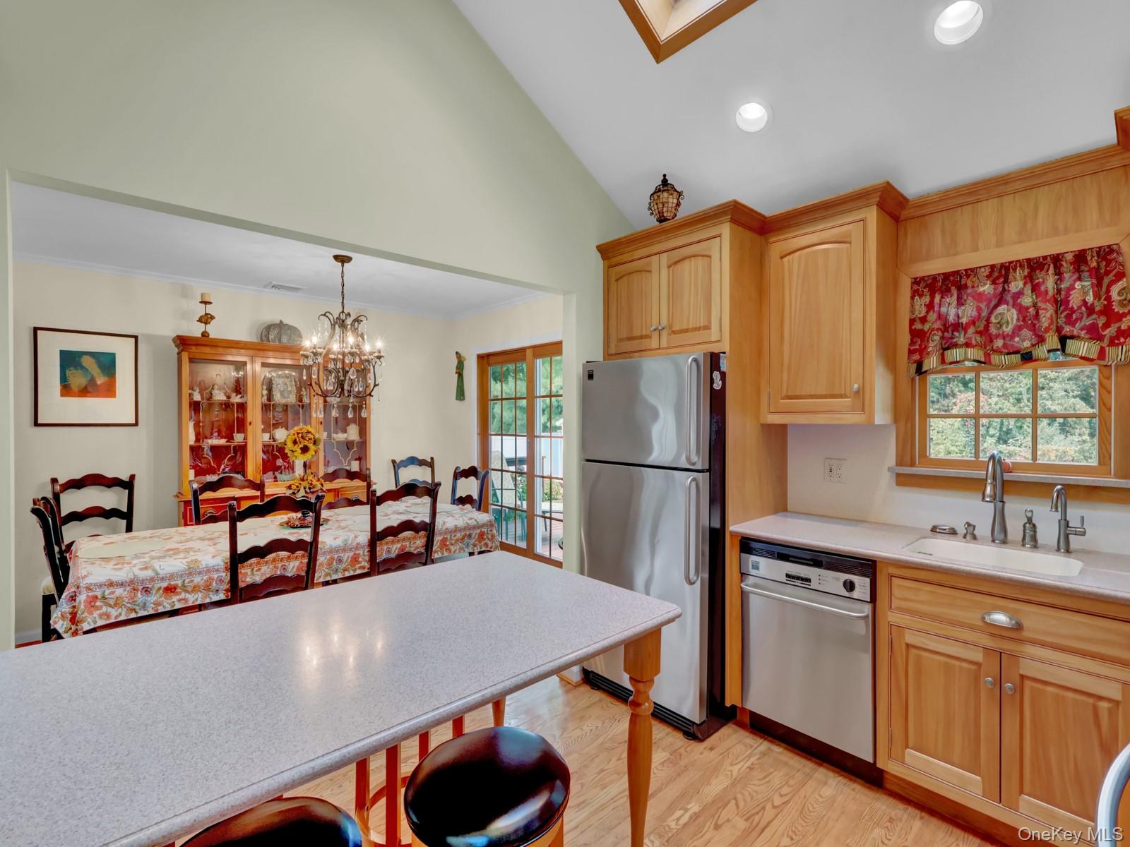 34 Scholl Drive, Farmingdale, NY 11735