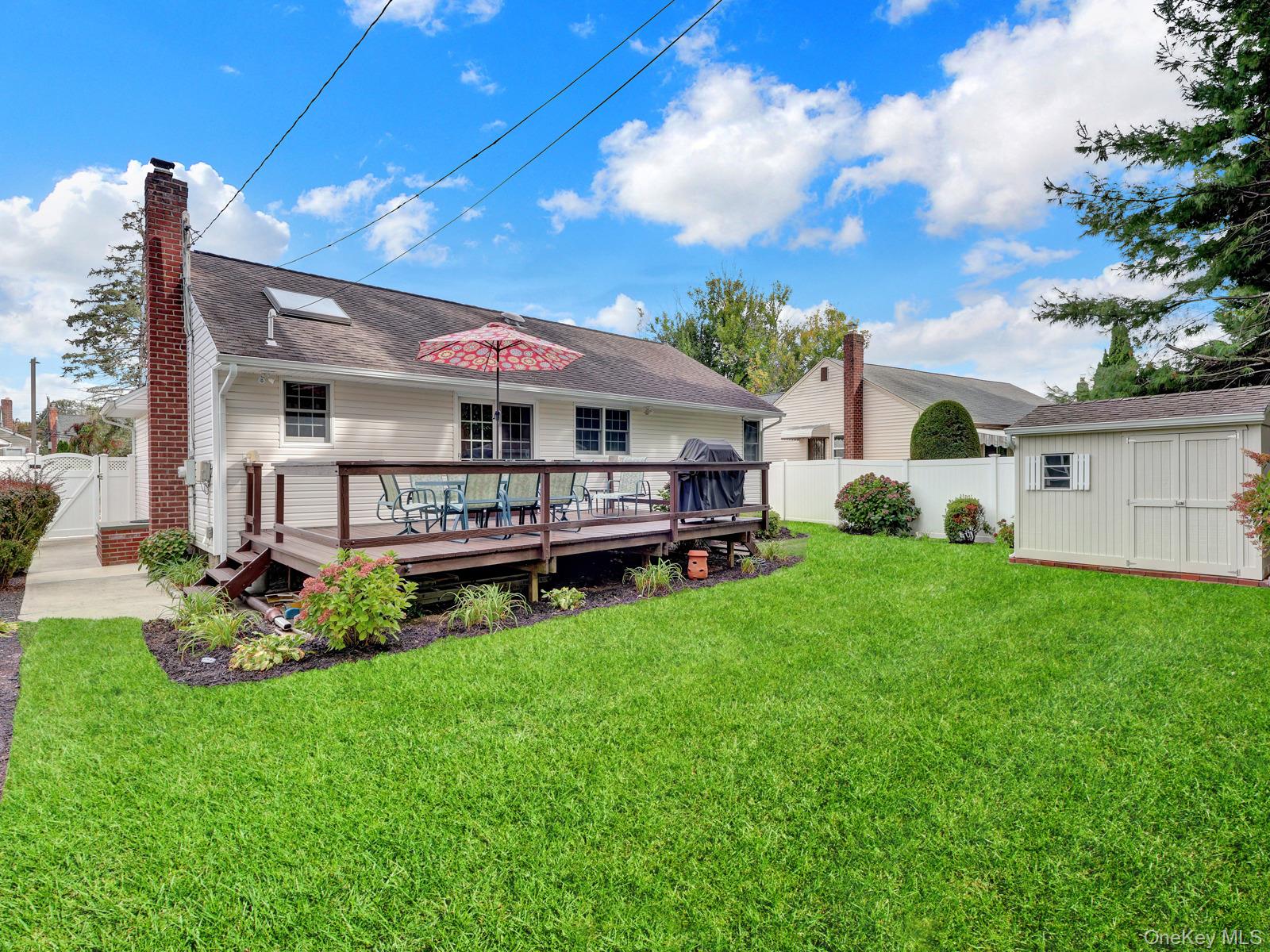 34 Scholl Drive, Farmingdale, NY 11735