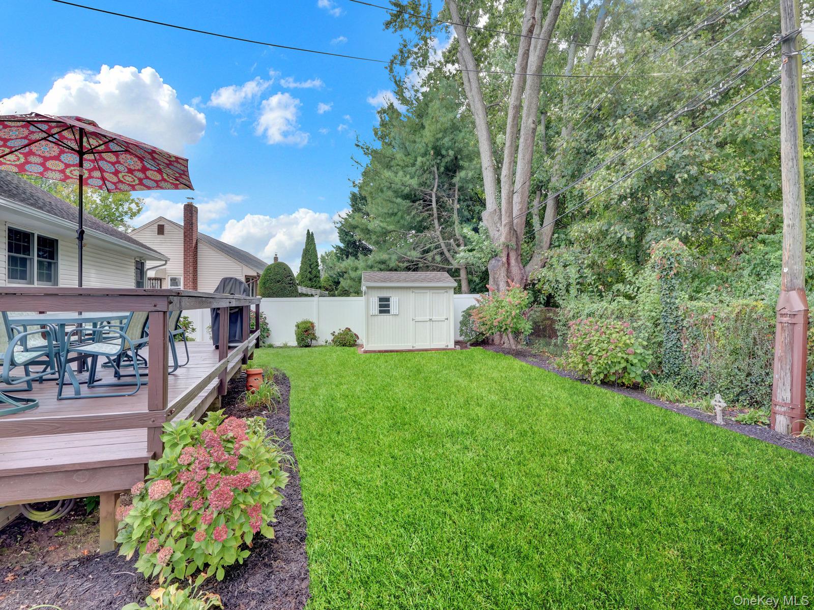 34 Scholl Drive, Farmingdale, NY 11735