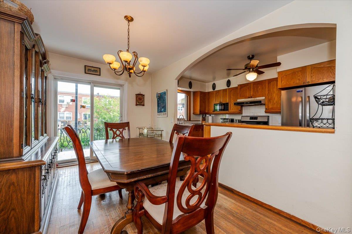 248 Throggs Neck Boulevard, Bronx, NY 10465