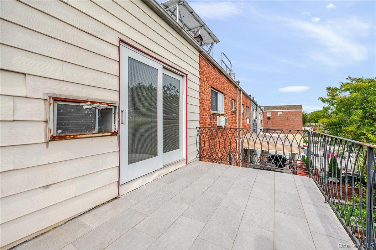 248 Throggs Neck Boulevard, Bronx, NY 10465