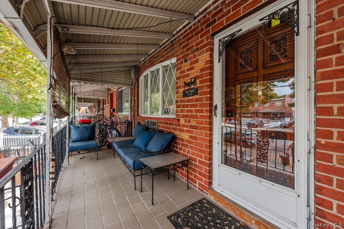 248 Throggs Neck Boulevard, Bronx, NY 10465