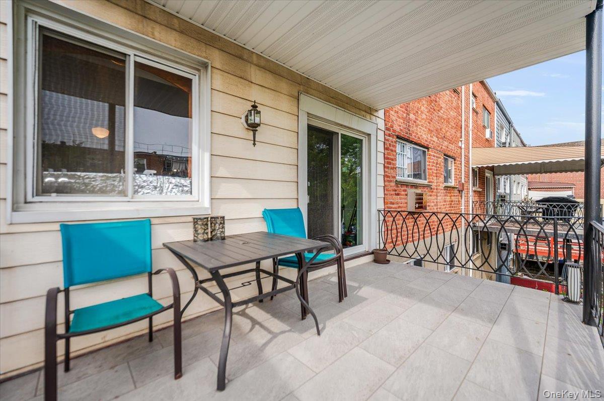 248 Throggs Neck Boulevard, Bronx, NY 10465