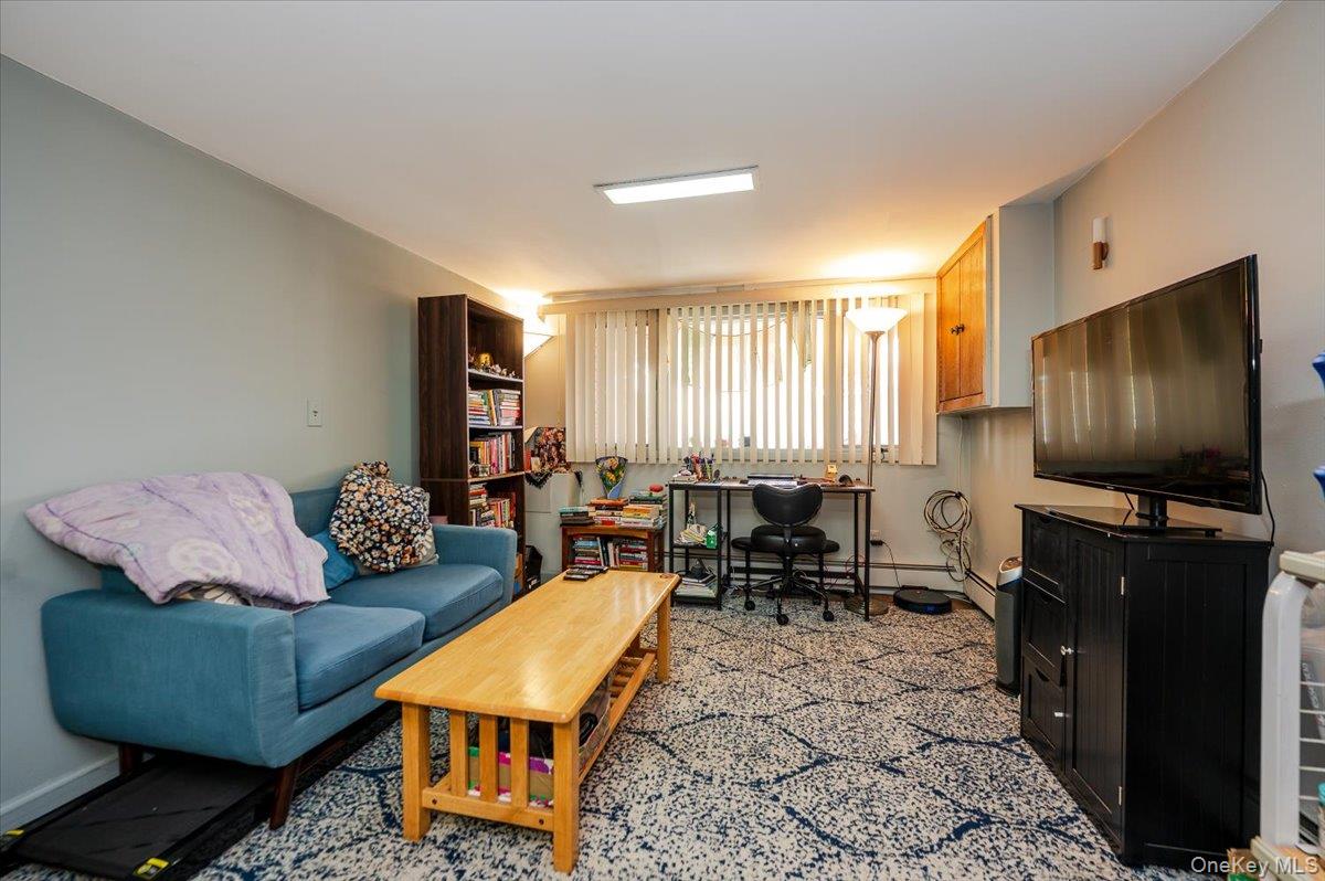 248 Throggs Neck Boulevard, Bronx, NY 10465