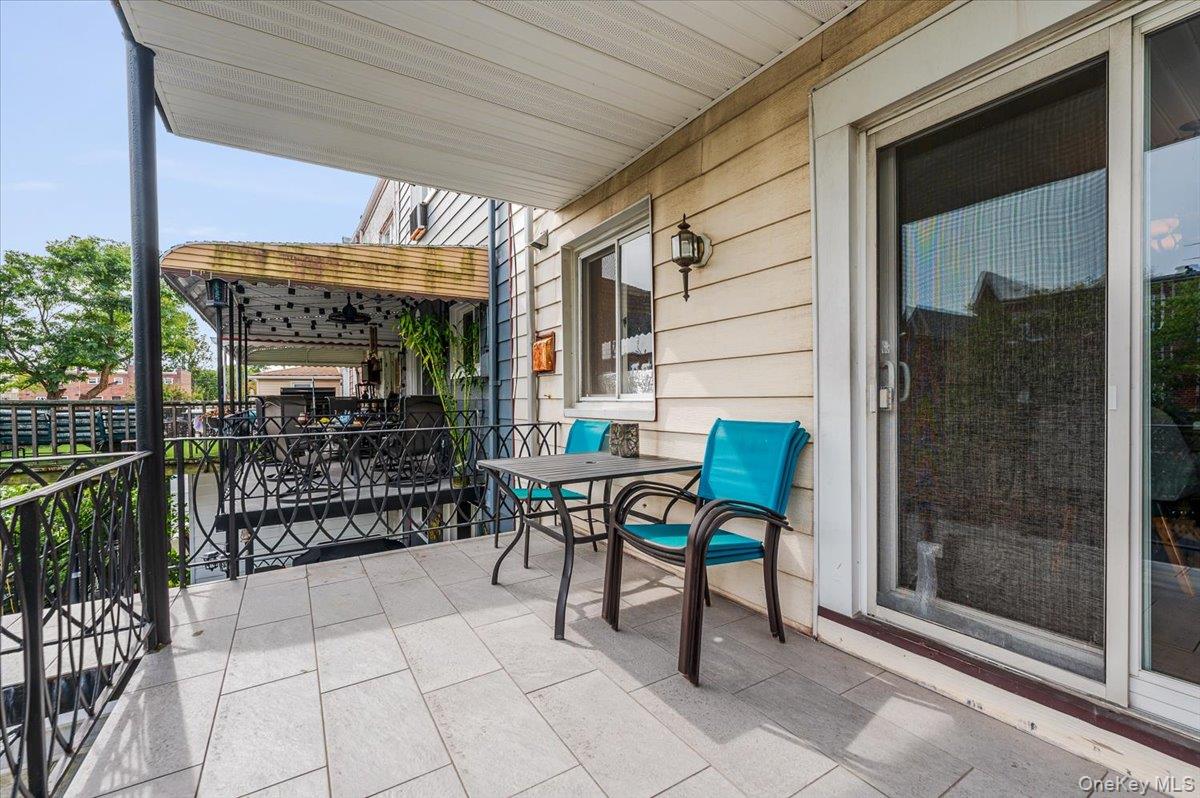 248 Throggs Neck Boulevard, Bronx, NY 10465