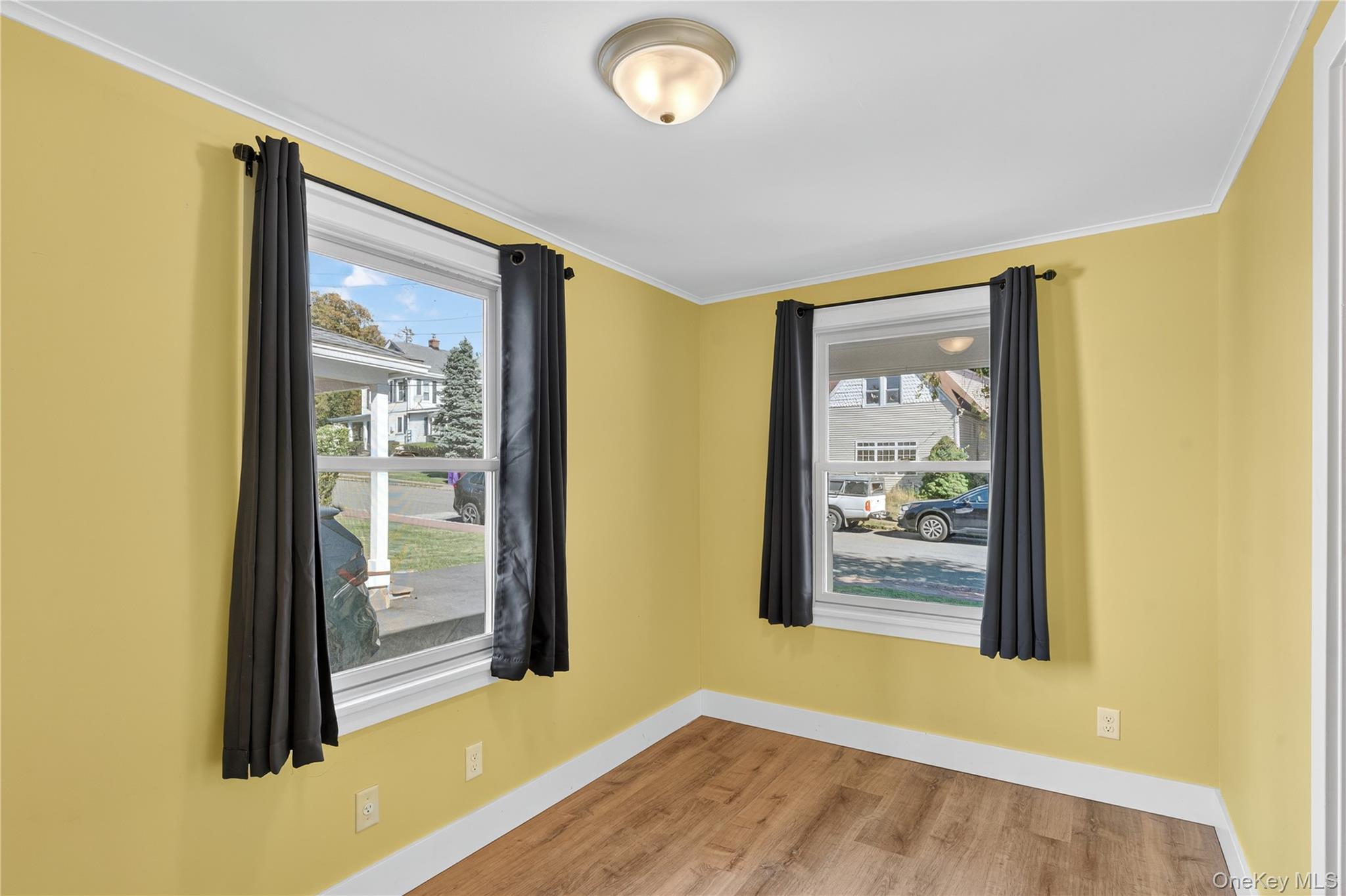 10 Howe Street, Warwick, NY 10990