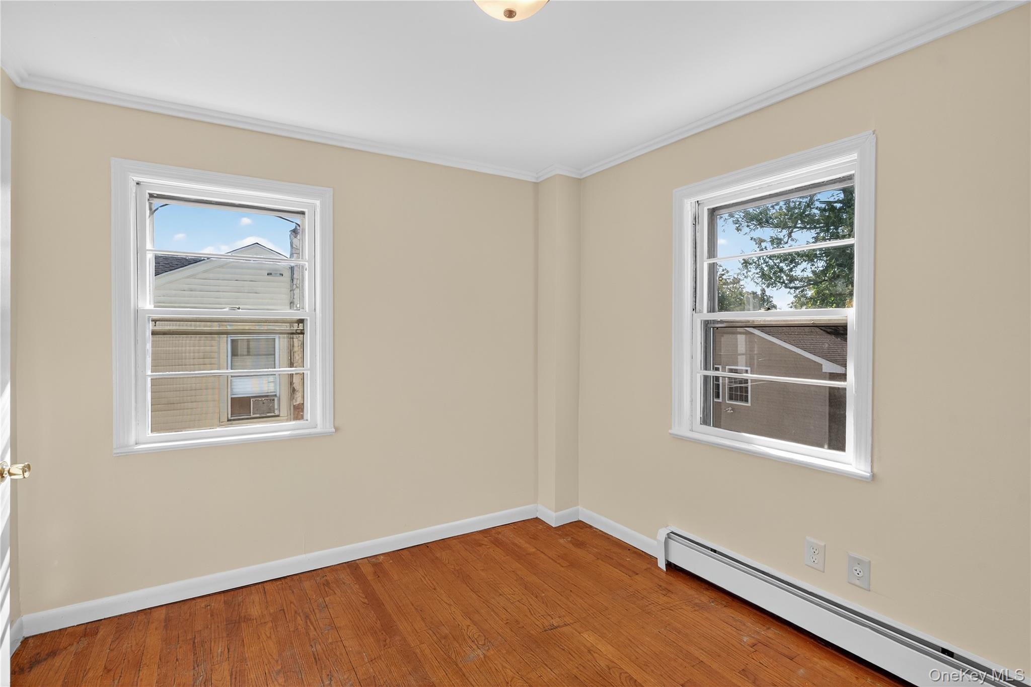 10 Howe Street, Warwick, NY 10990