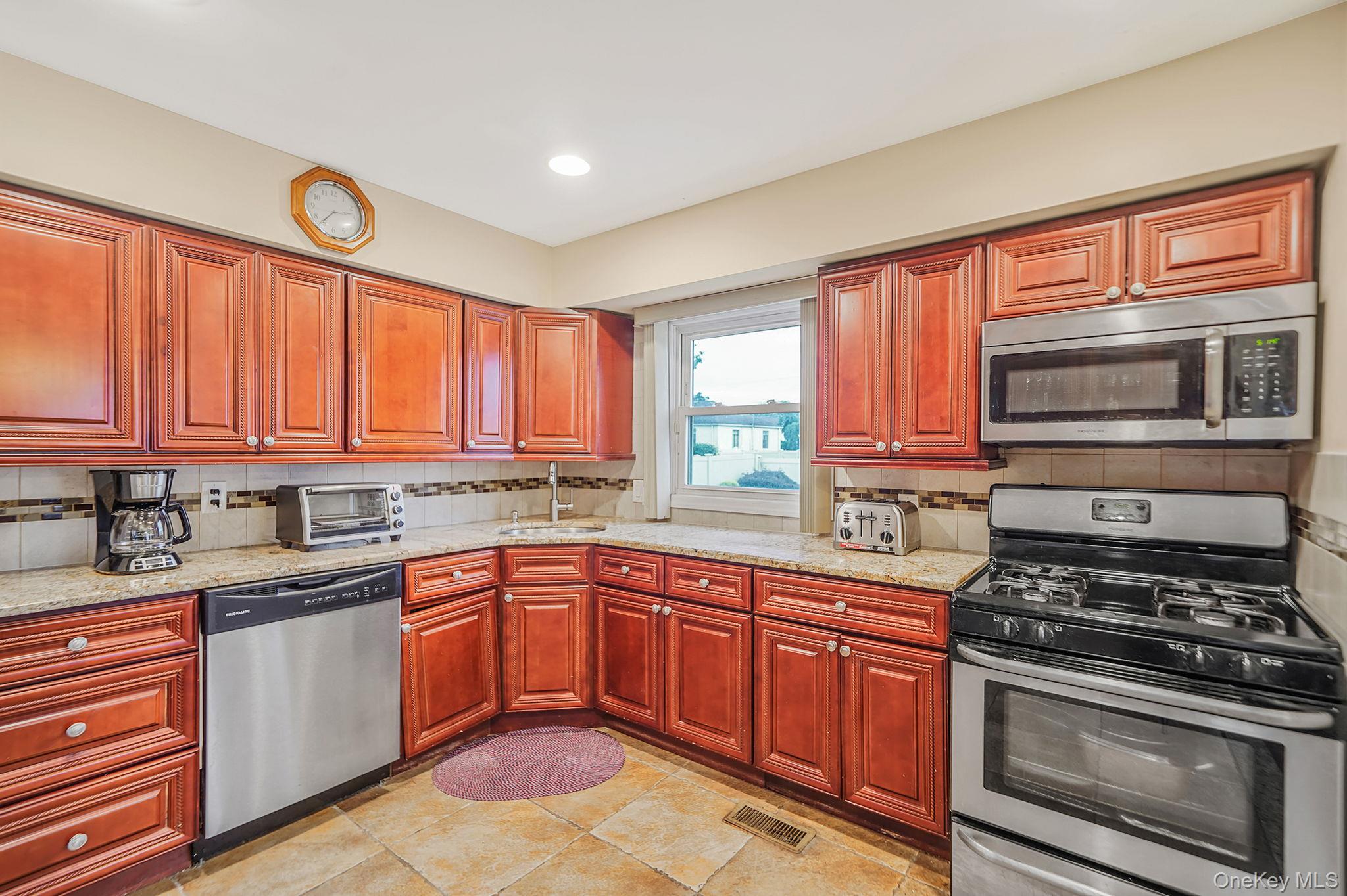 166 N Oak Street, Massapequa, NY 11758