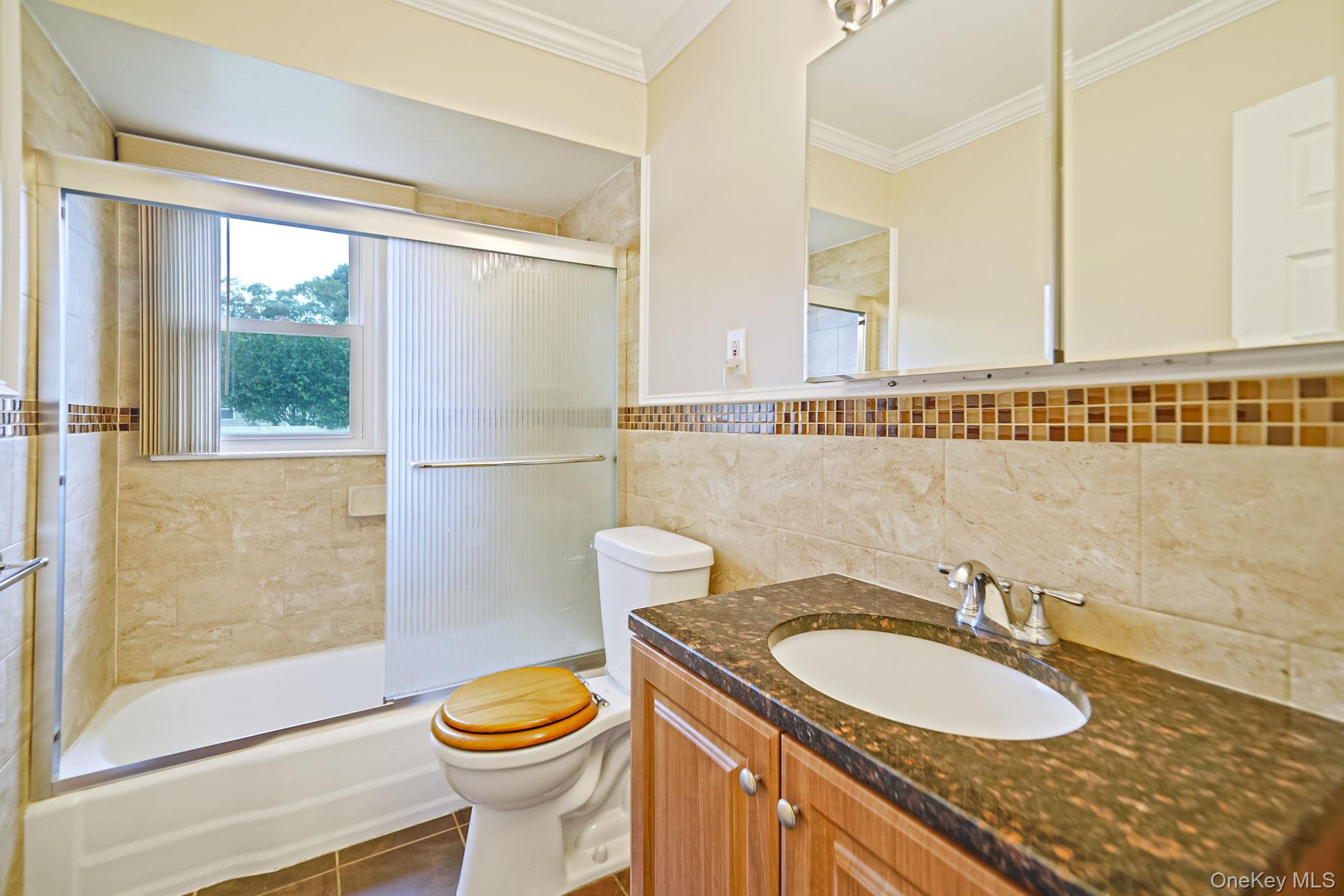 166 N Oak Street, Massapequa, NY 11758