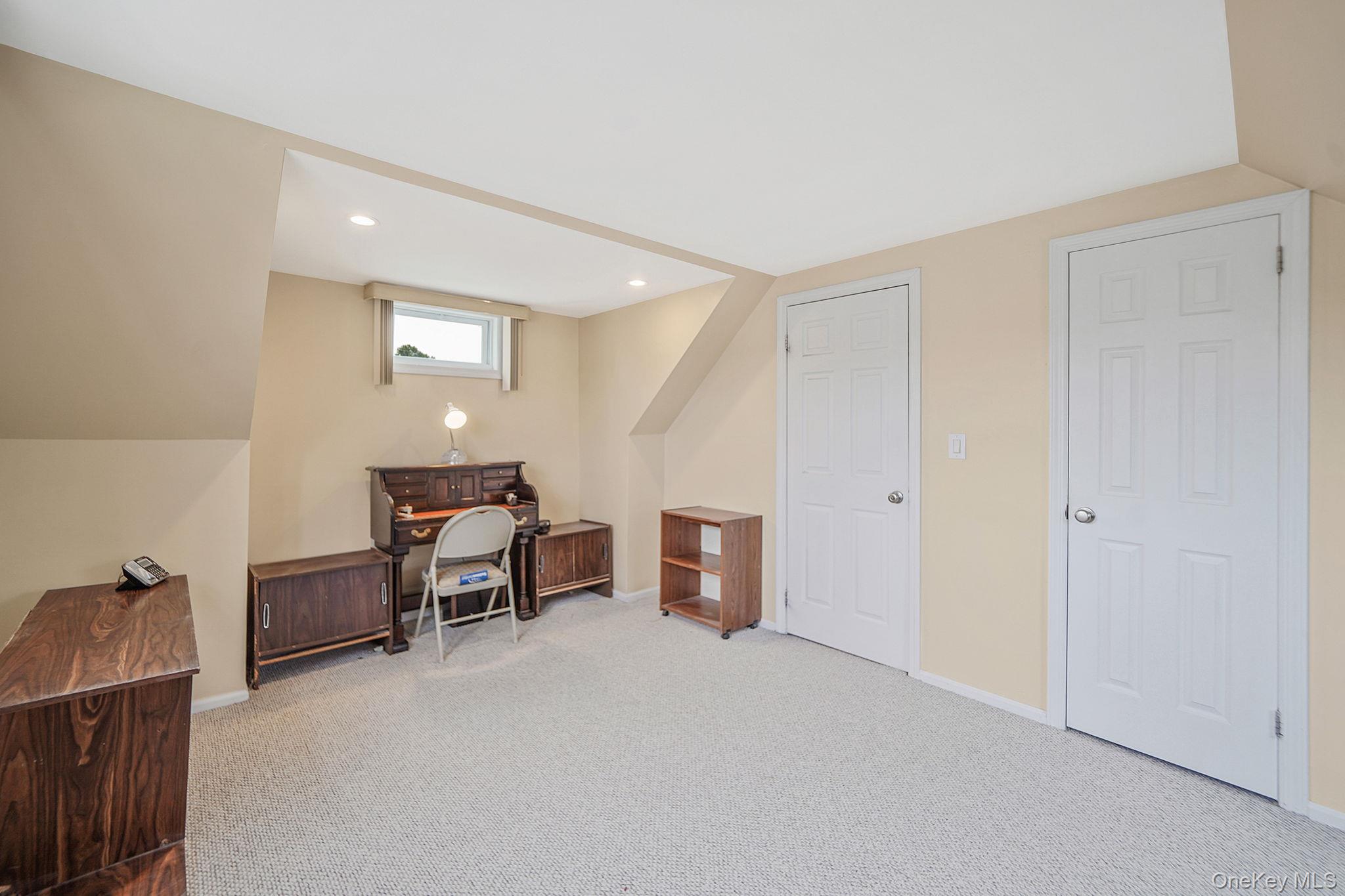 166 N Oak Street, Massapequa, NY 11758