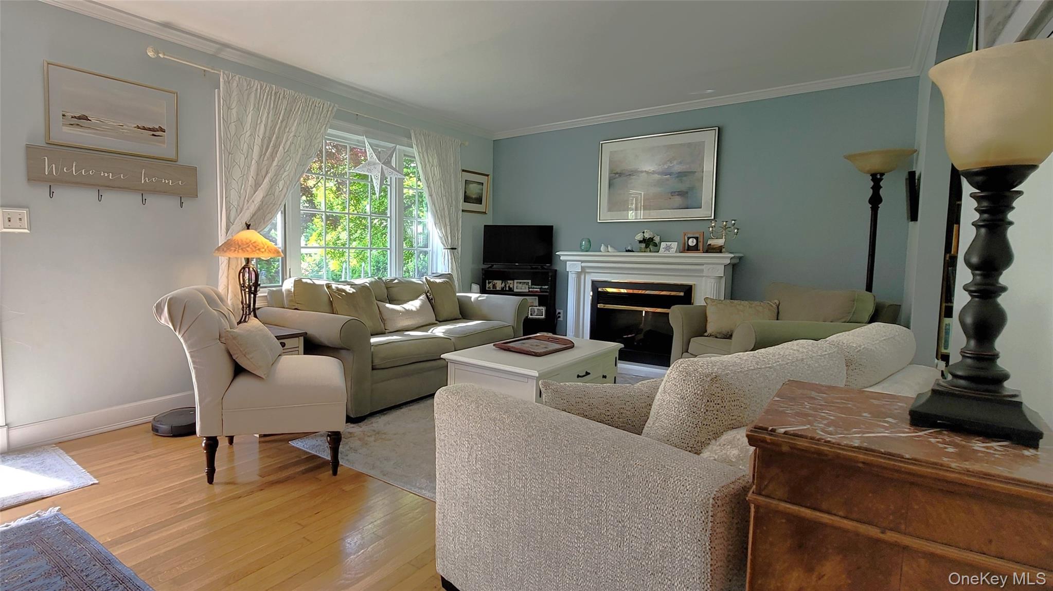 23 Violet Place, Rhinebeck, NY 12572