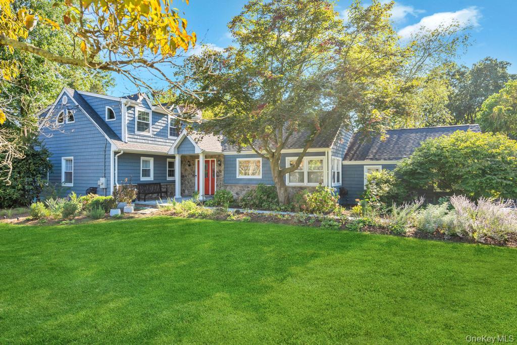 12 Teapot Lane, Smithtown, NY 11787