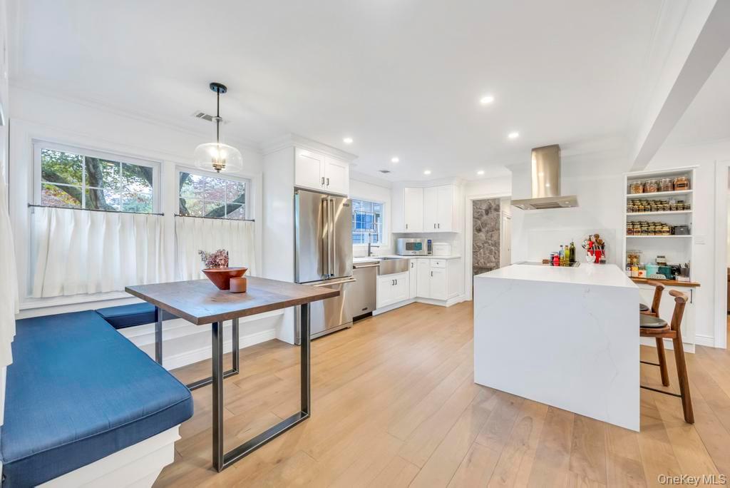 12 Teapot Lane, Smithtown, NY 11787