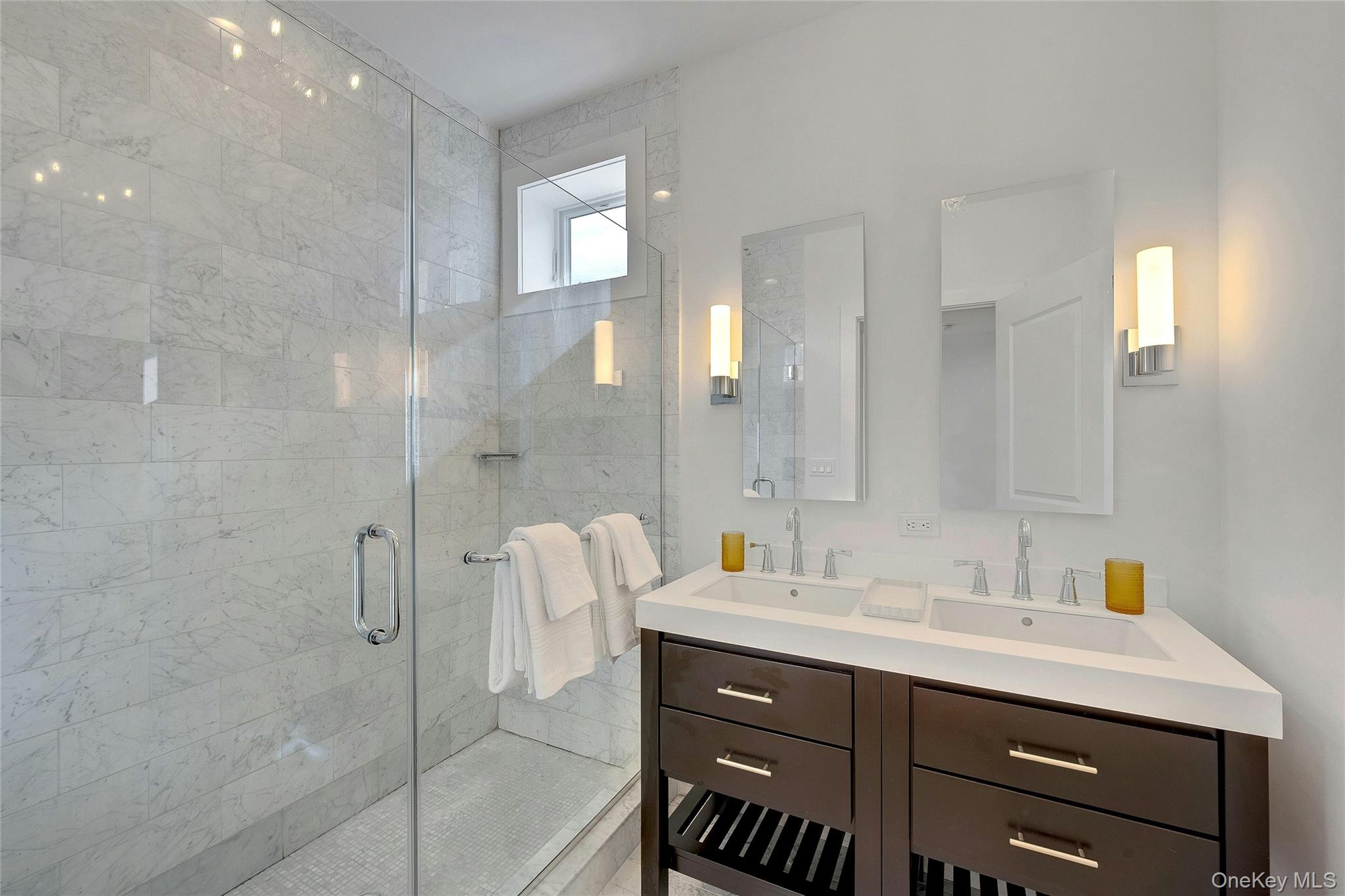 39 Island Point, Bronx, NY 10464