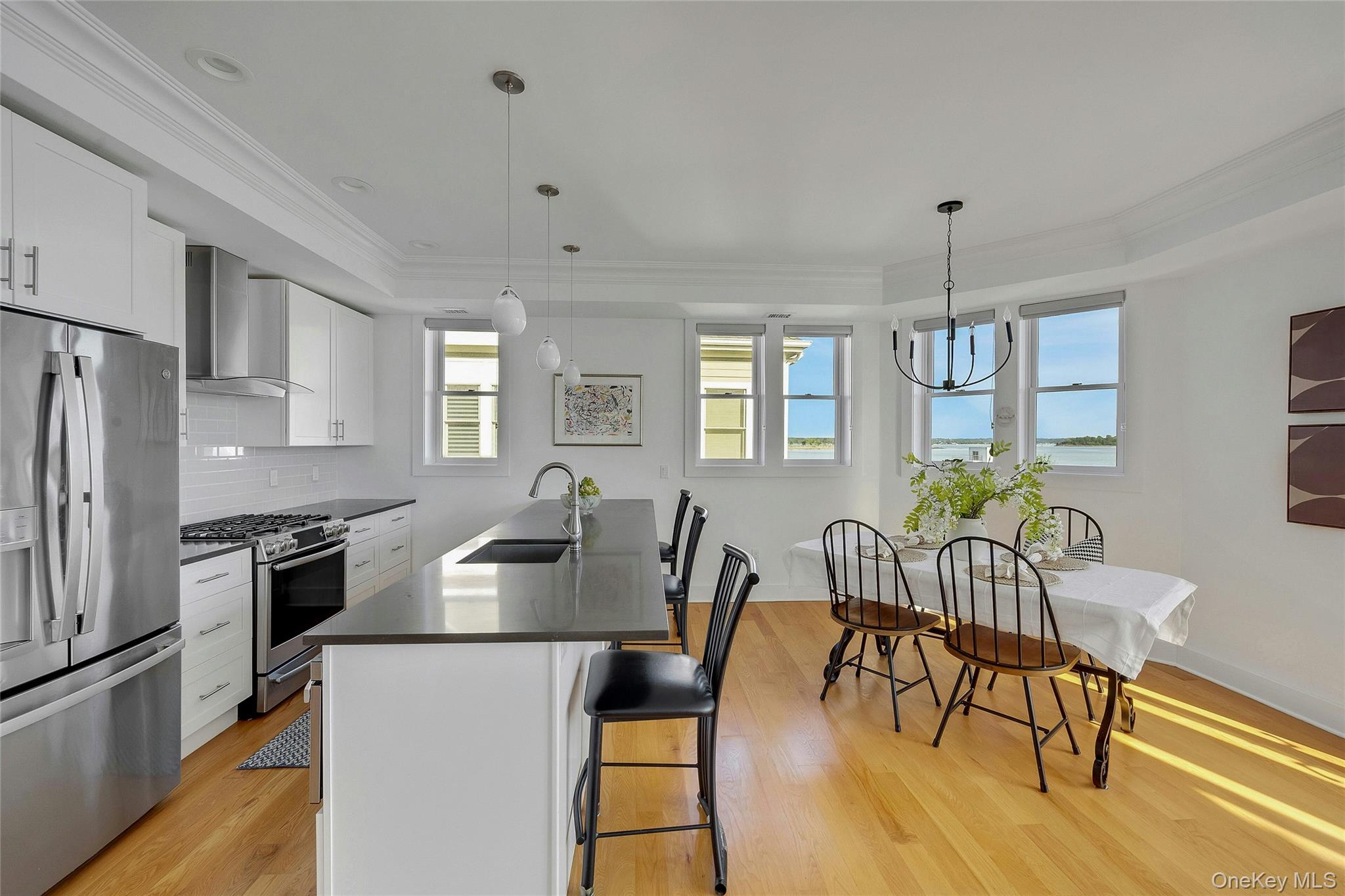 39 Island Point, Bronx, NY 10464