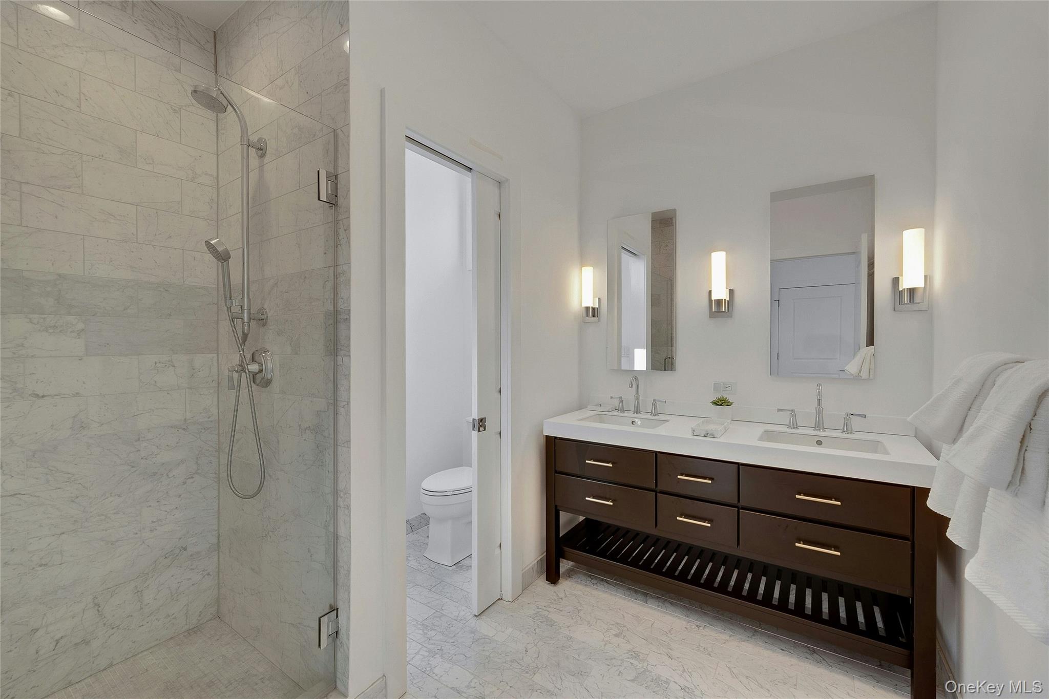 39 Island Point, Bronx, NY 10464