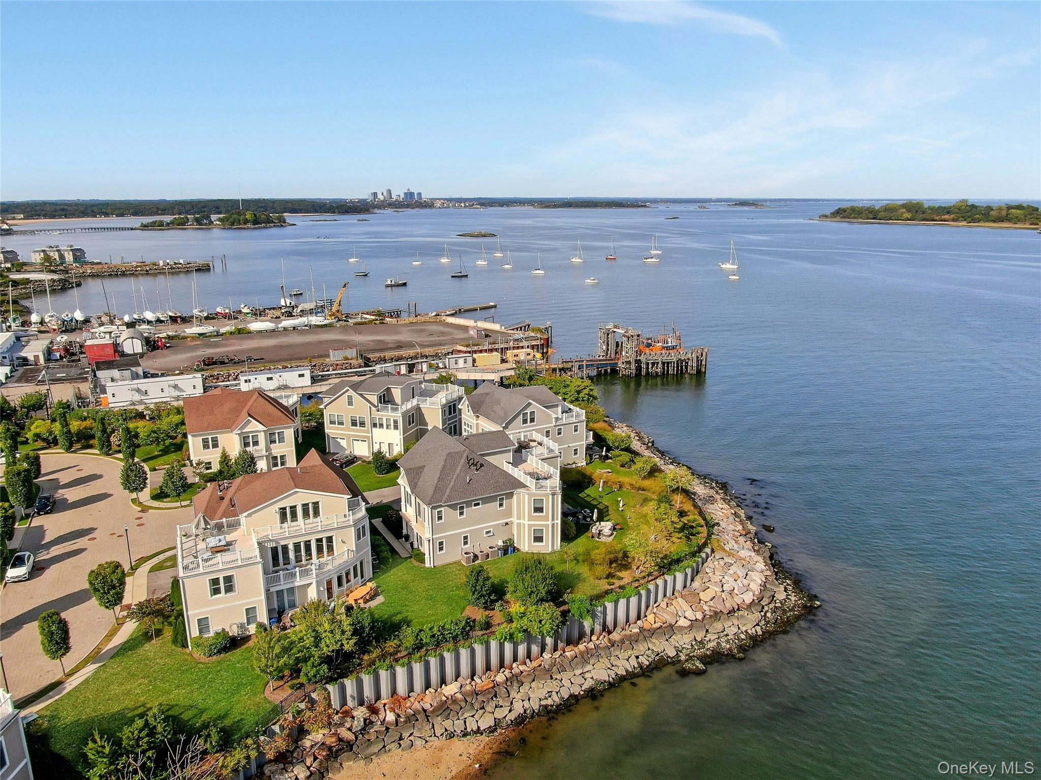 39 Island Point, Bronx, NY 10464