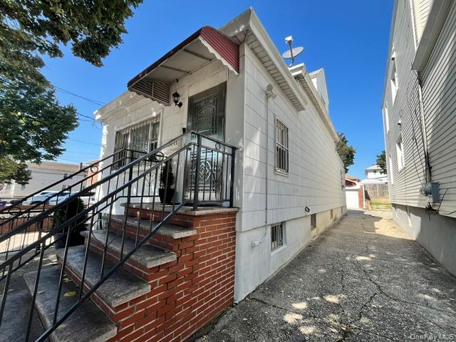 12411 25th Avenue, College Point, NY 11356