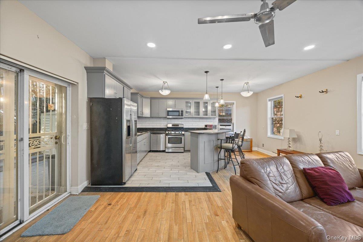 3607 Irwin Avenue, Bronx, NY 10463