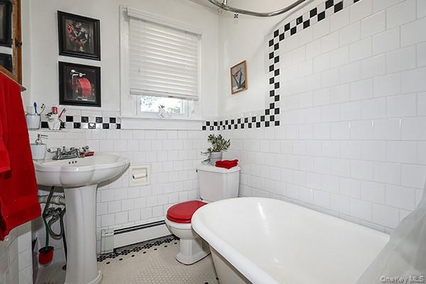 230 Kensington Avenue, Bayport, NY 11705