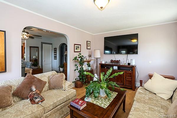 230 Kensington Avenue, Bayport, NY 11705