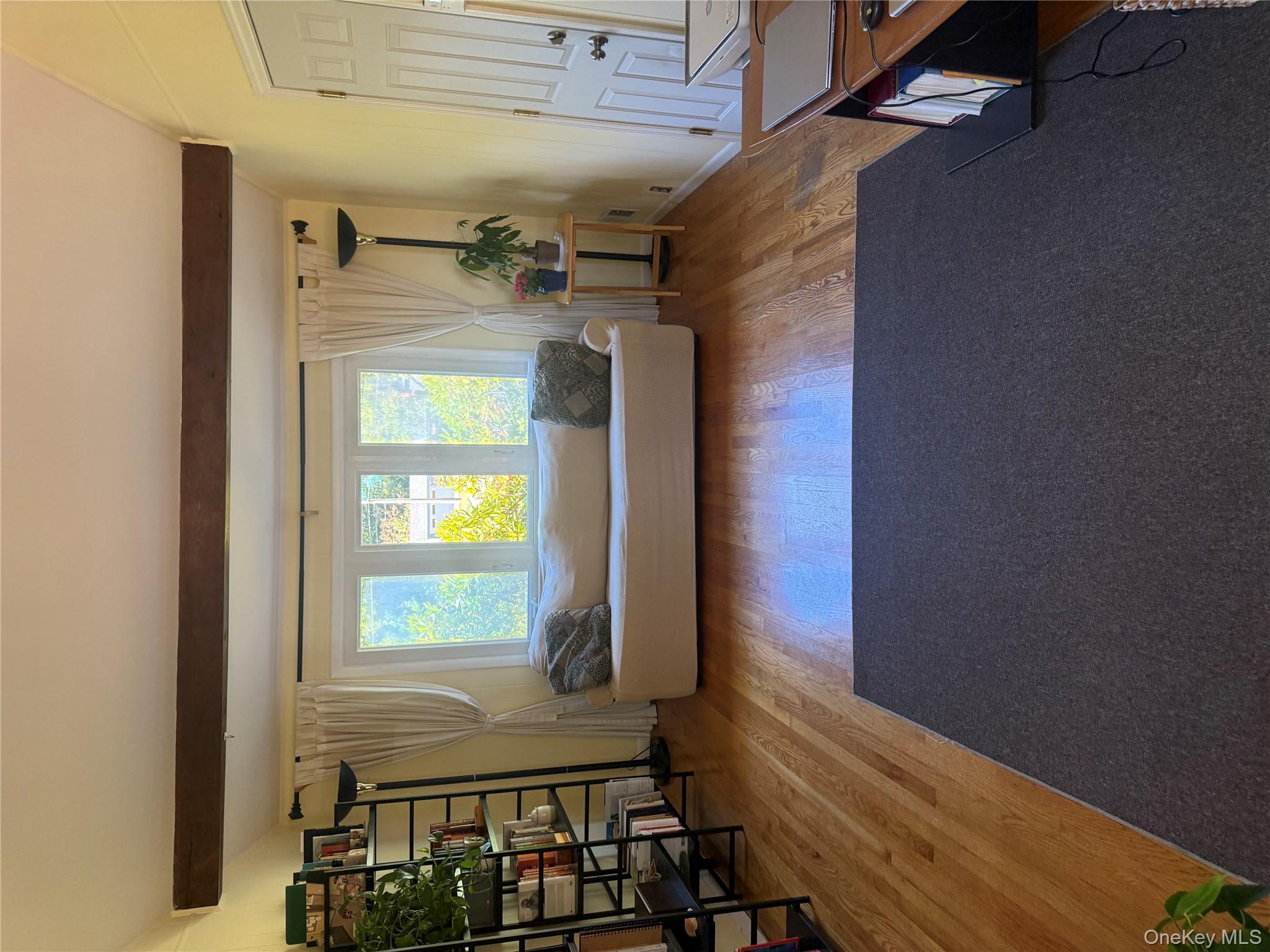 18 Adams Road, Ossining, NY 10562