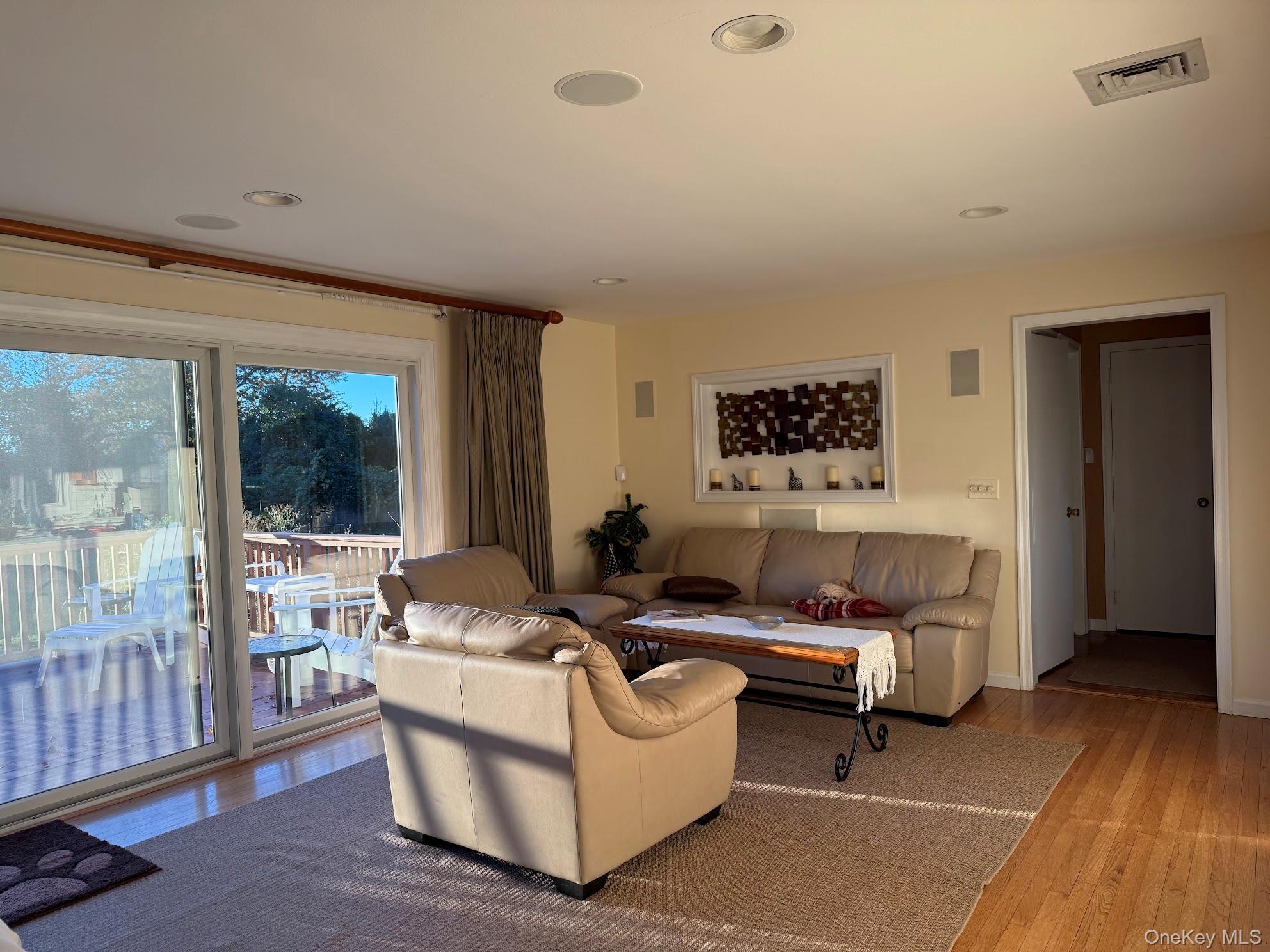 18 Adams Road, Ossining, NY 10562