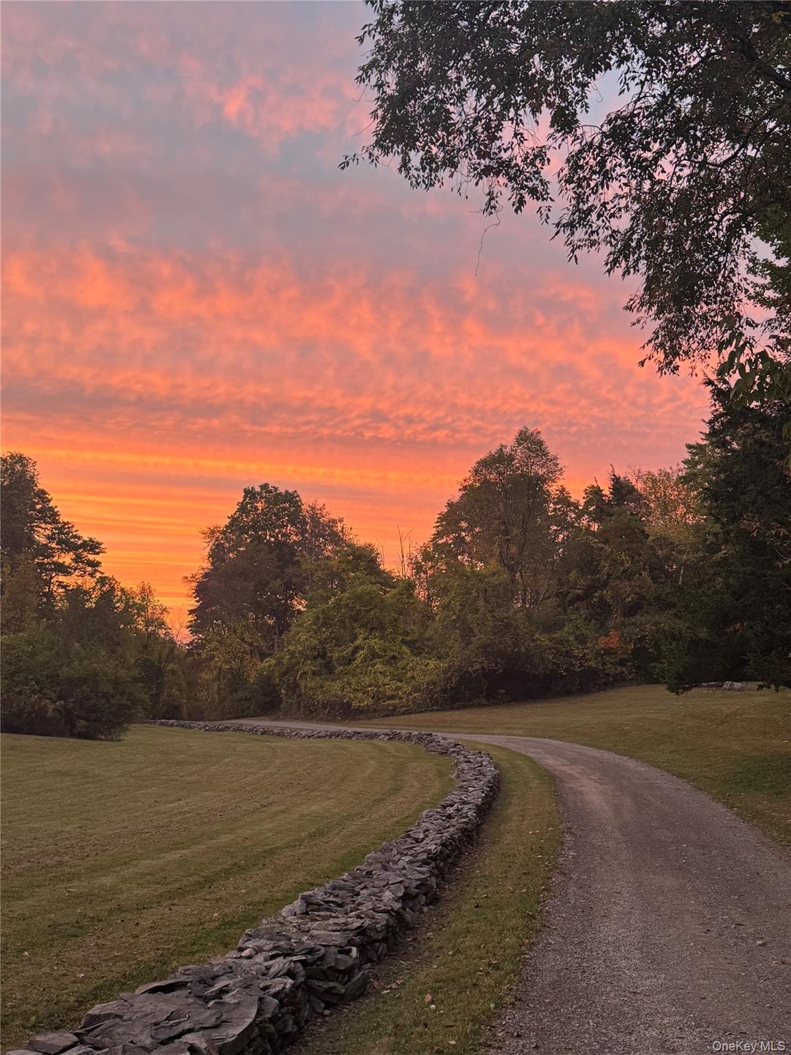 160 Starbarrack Road, Red Hook, NY 12571