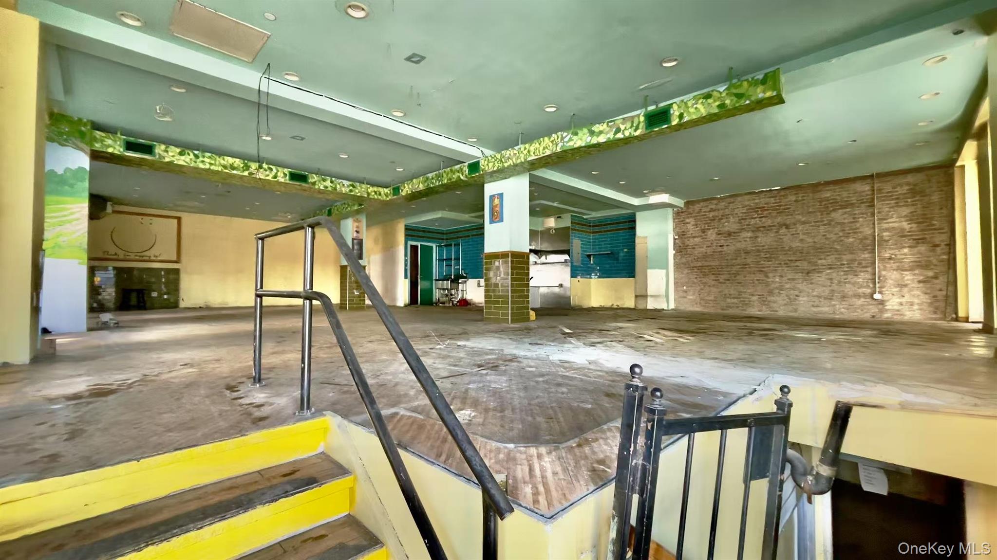 599 4th a 4th # C.CF.F, Brooklyn, NY 11232