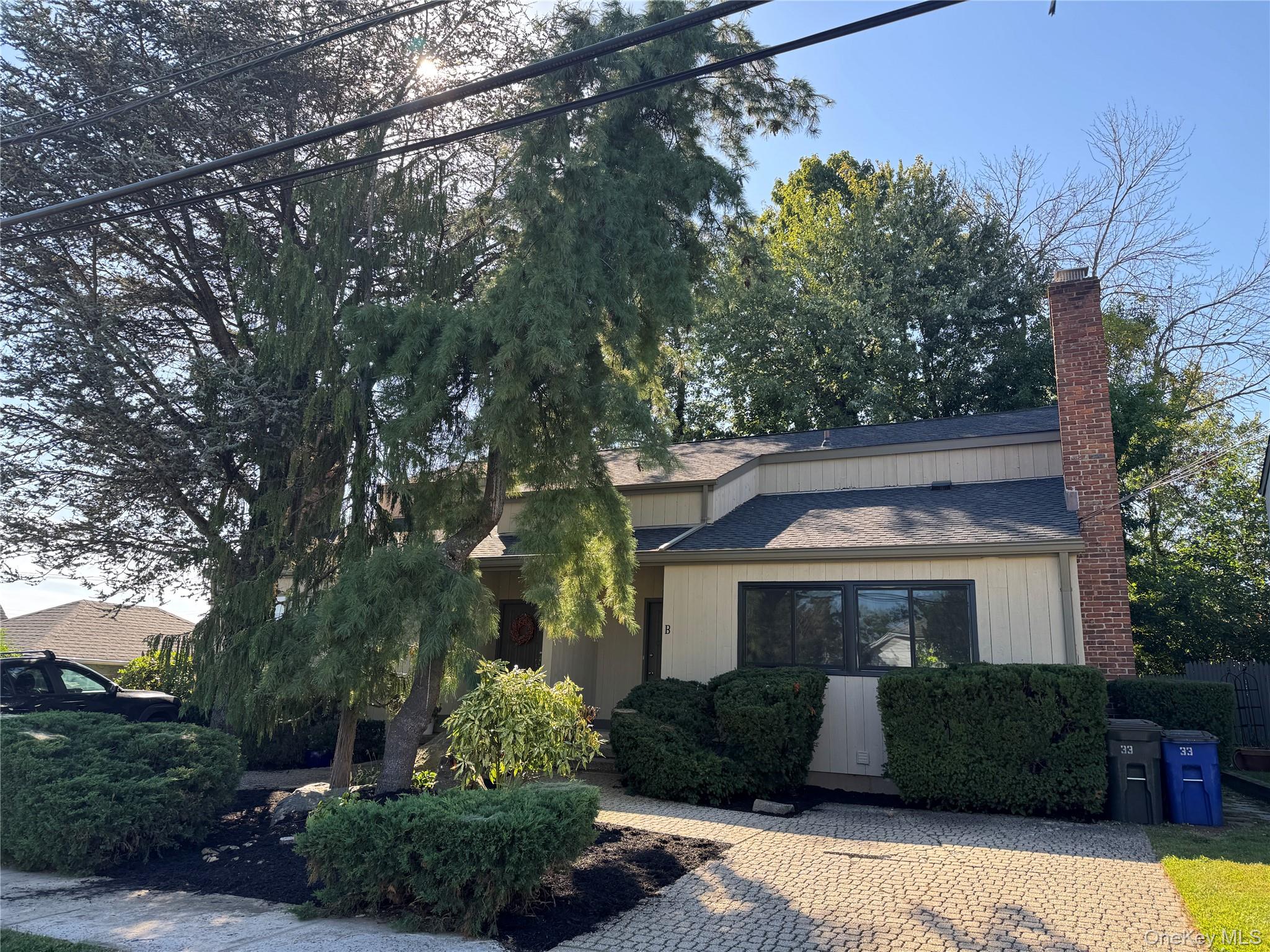 39B Norwood Road # Right, Port Washington, NY 11050