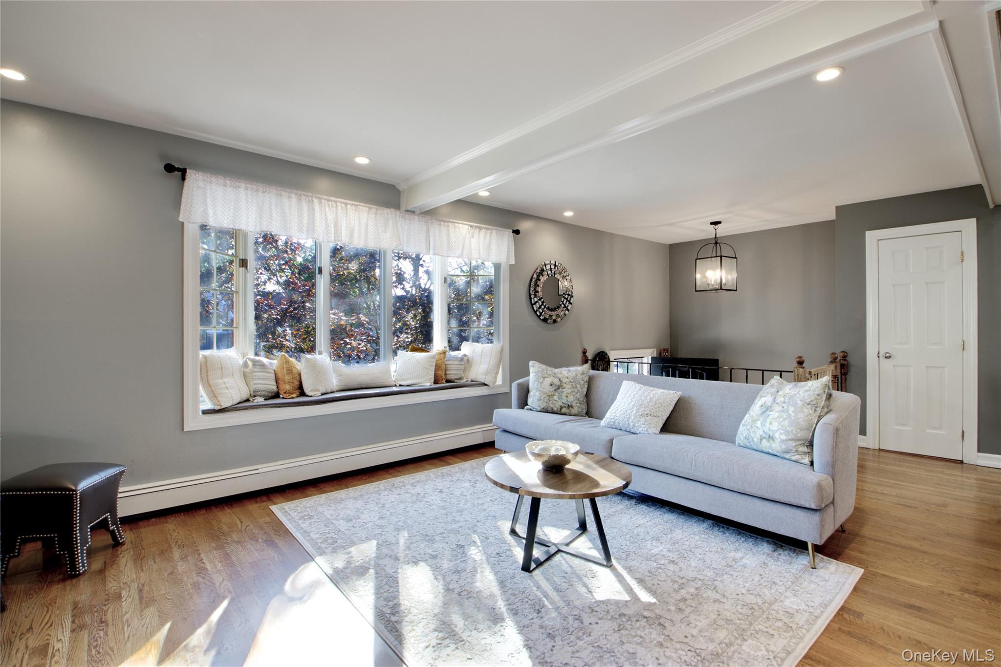 67 Fernwood Terrace, Garden City, NY 11530