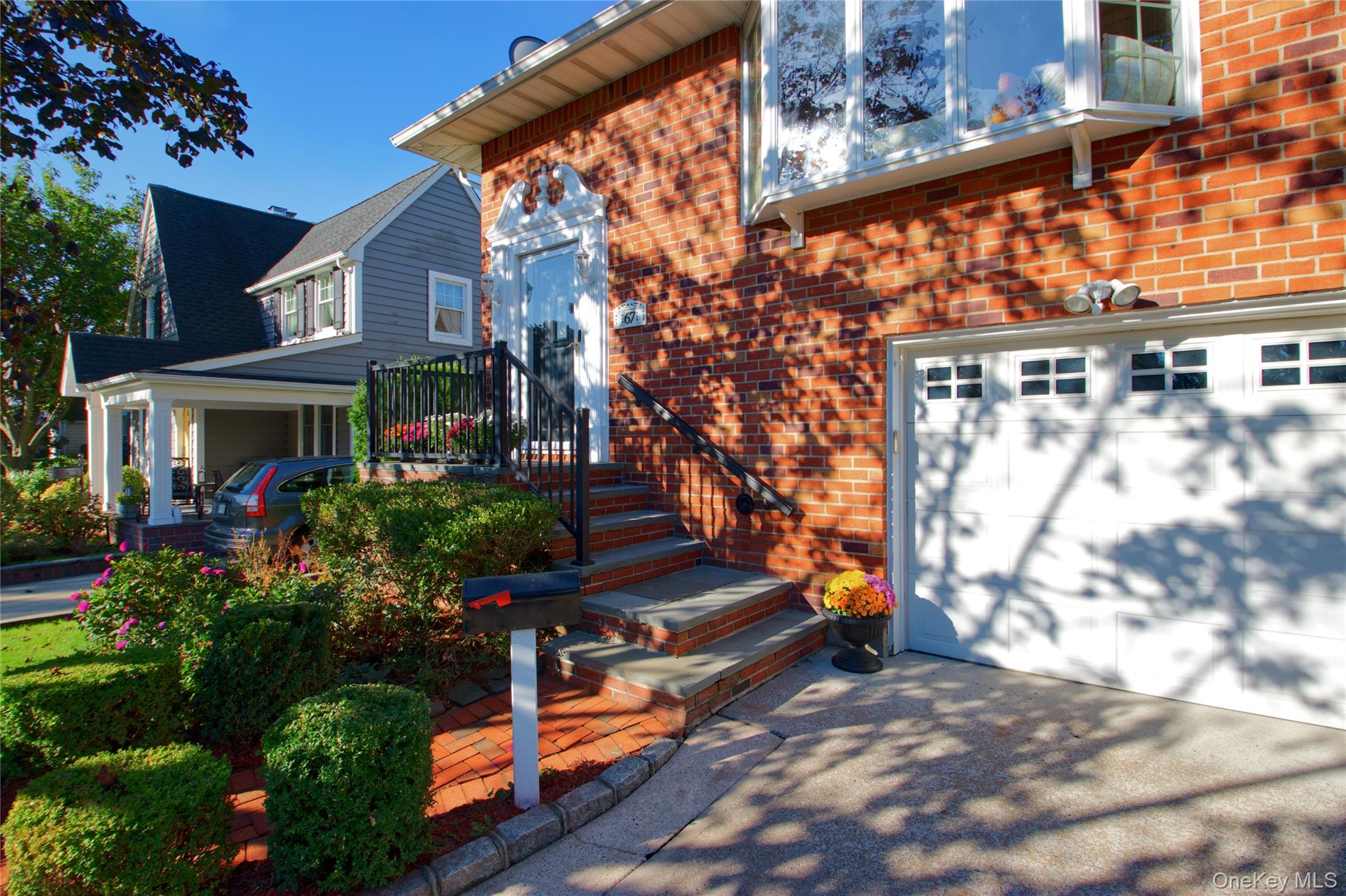 67 Fernwood Terrace, Garden City, NY 11530