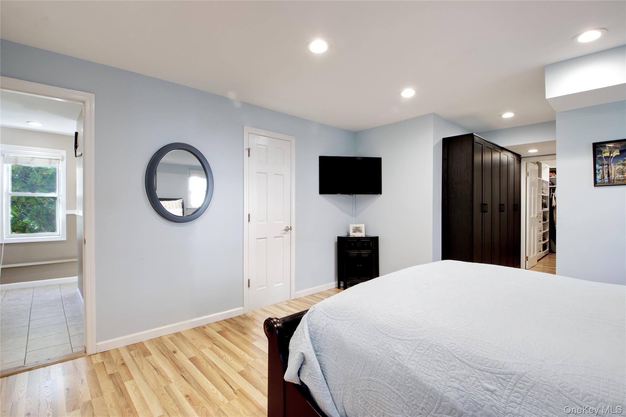 67 Fernwood Terrace, Garden City, NY 11530