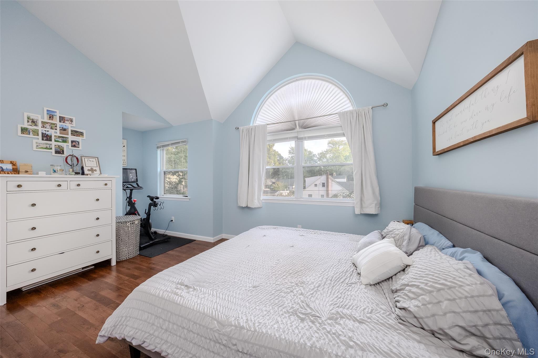 5 Baker Road, Mastic Beach, NY 11951