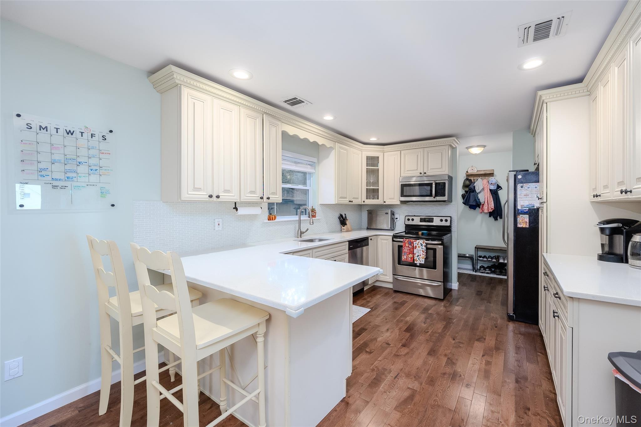 5 Baker Road, Mastic Beach, NY 11951