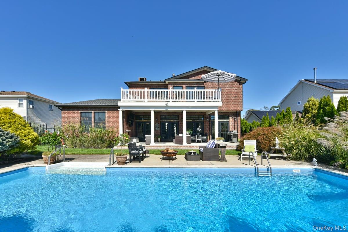 1974 Monroe Avenue, North Bellmore, NY 11710