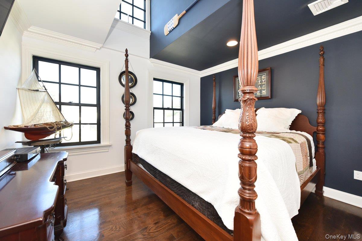 1974 Monroe Avenue, North Bellmore, NY 11710