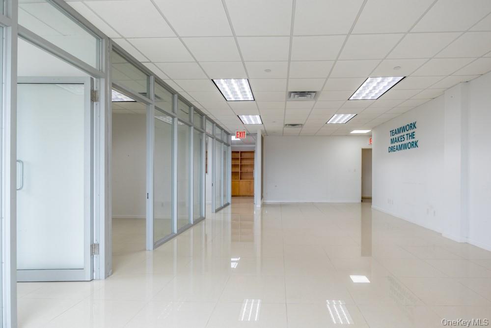 136-33 37th Avenue # 8C, Flushing, NY 11354