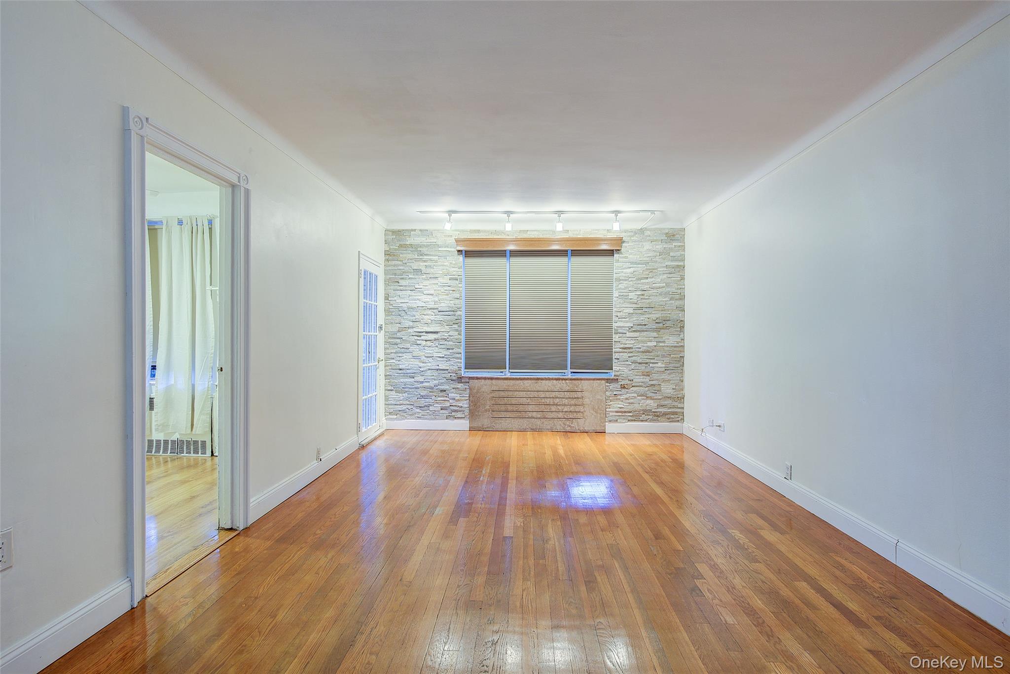 123-35 82nd Road # 2K, Kew Gardens, NY 11415