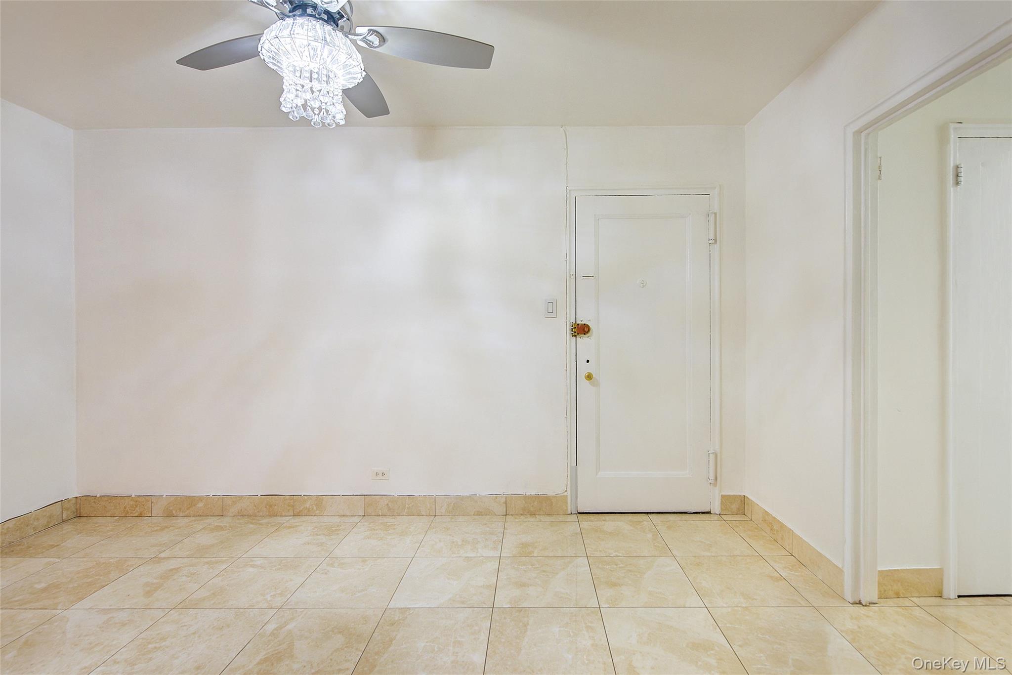 123-35 82nd Road # 2K, Kew Gardens, NY 11415