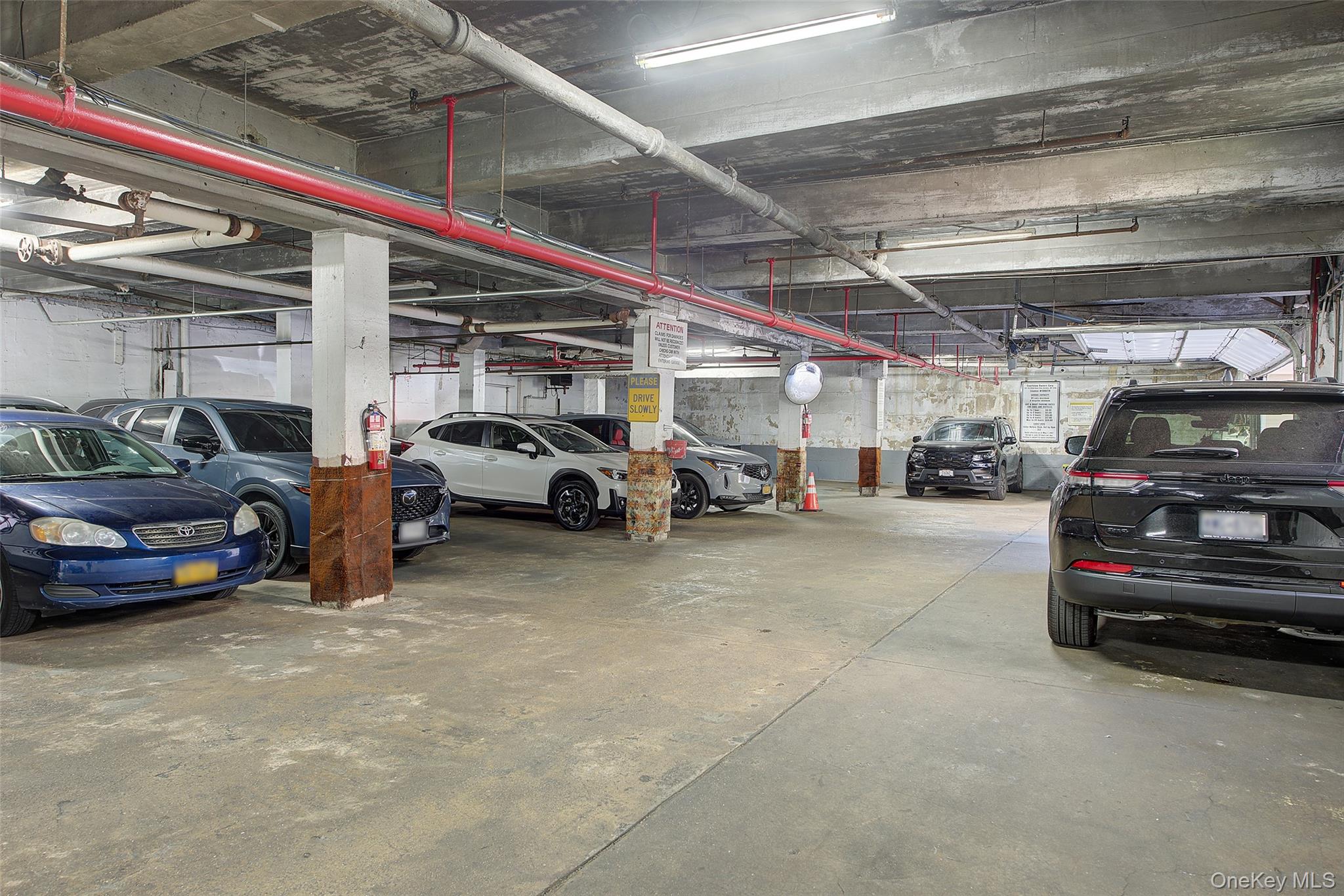 123-35 82nd Road # 2K, Kew Gardens, NY 11415