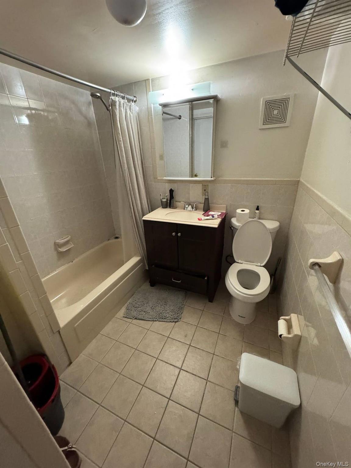 3525 86th Street, Jackson Heights, NY 11372