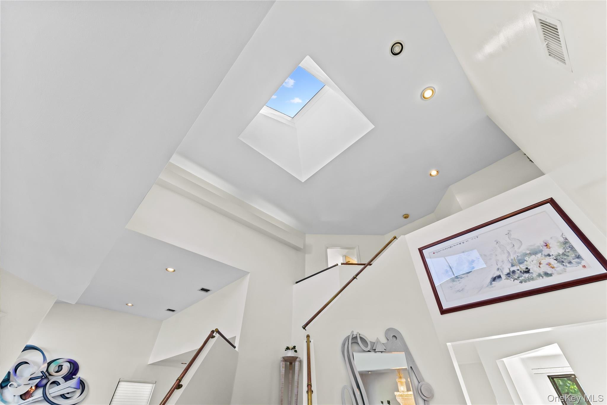 6 Clearmeadow Lane, Woodbury, NY 11797