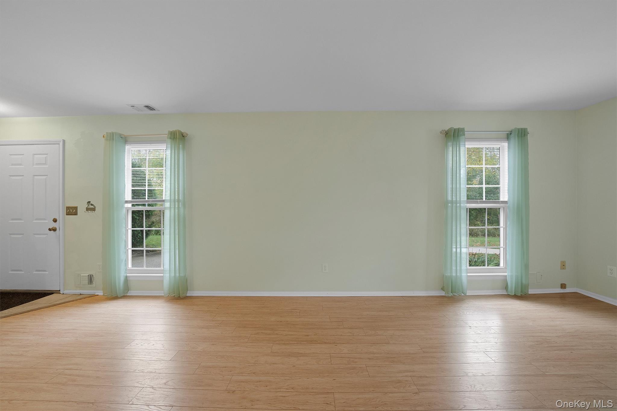 29 The Rise, Warwick, NY 10990