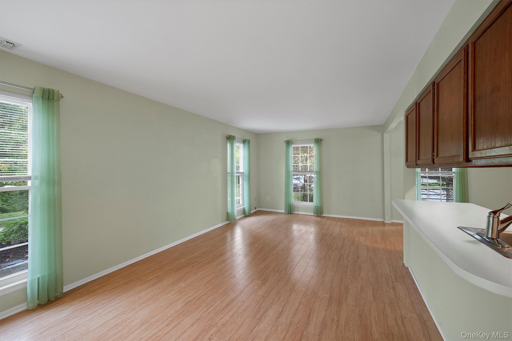 29 The Rise, Warwick, NY 10990