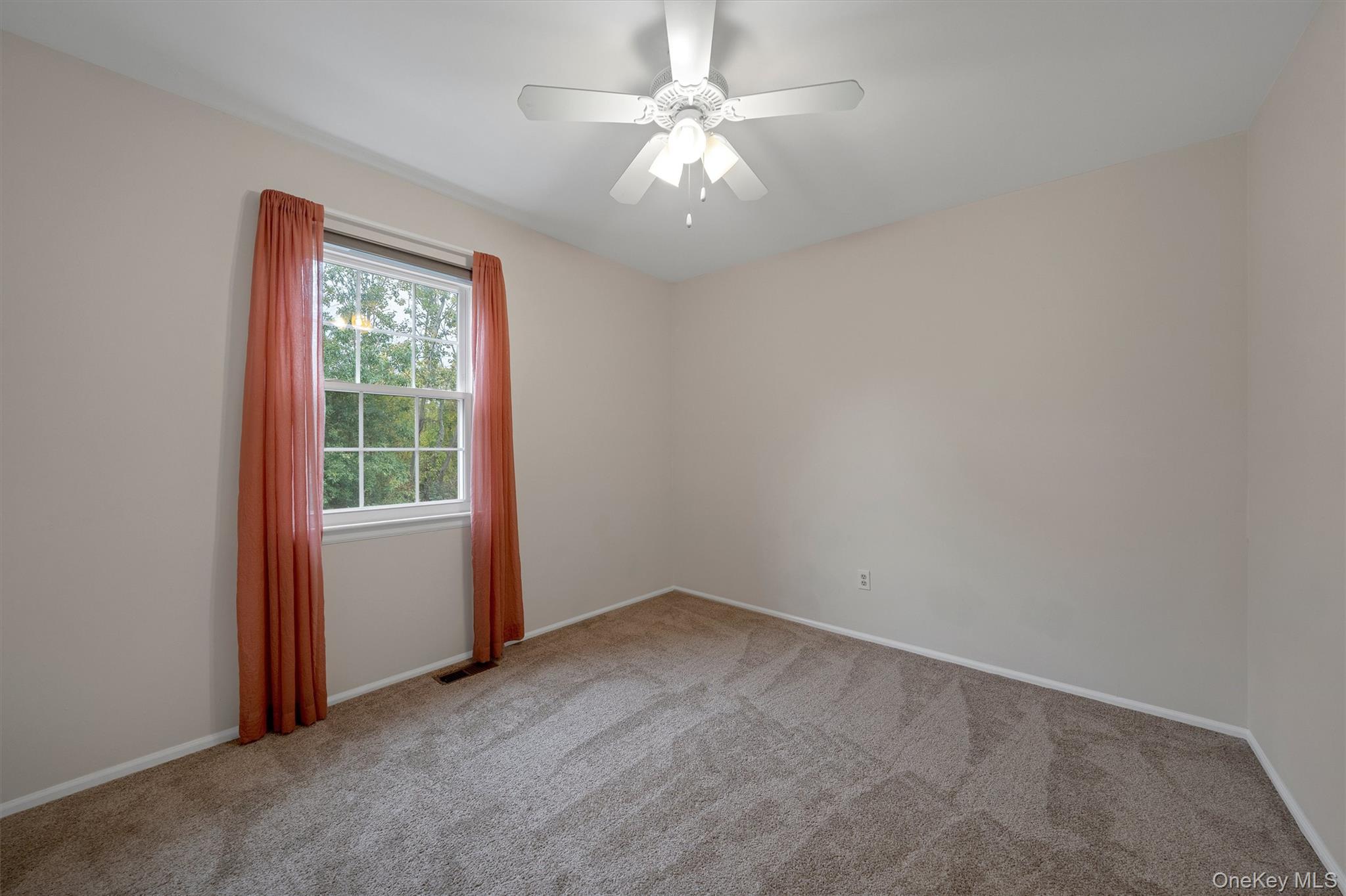 29 The Rise, Warwick, NY 10990