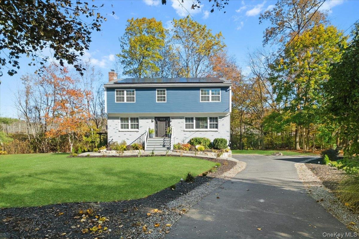 67 Thoreau Court, Yorktown Heights, NY 10598