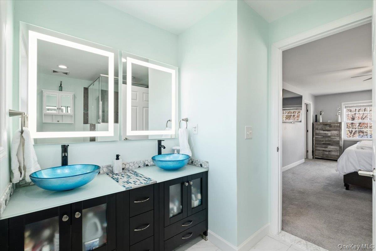 67 Thoreau Court, Yorktown Heights, NY 10598