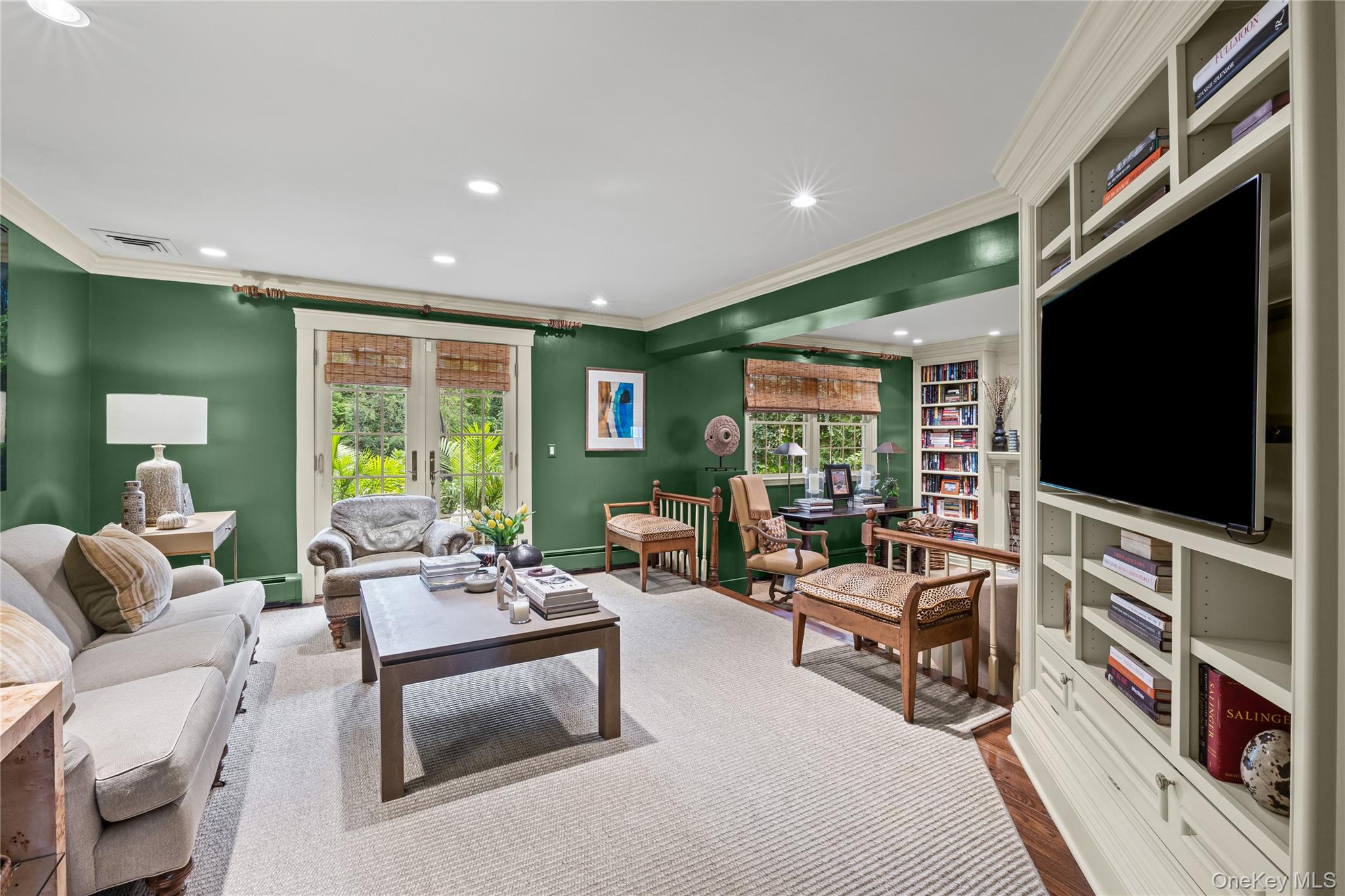 336 Bay Avenue, Huntington Bay, NY 11743