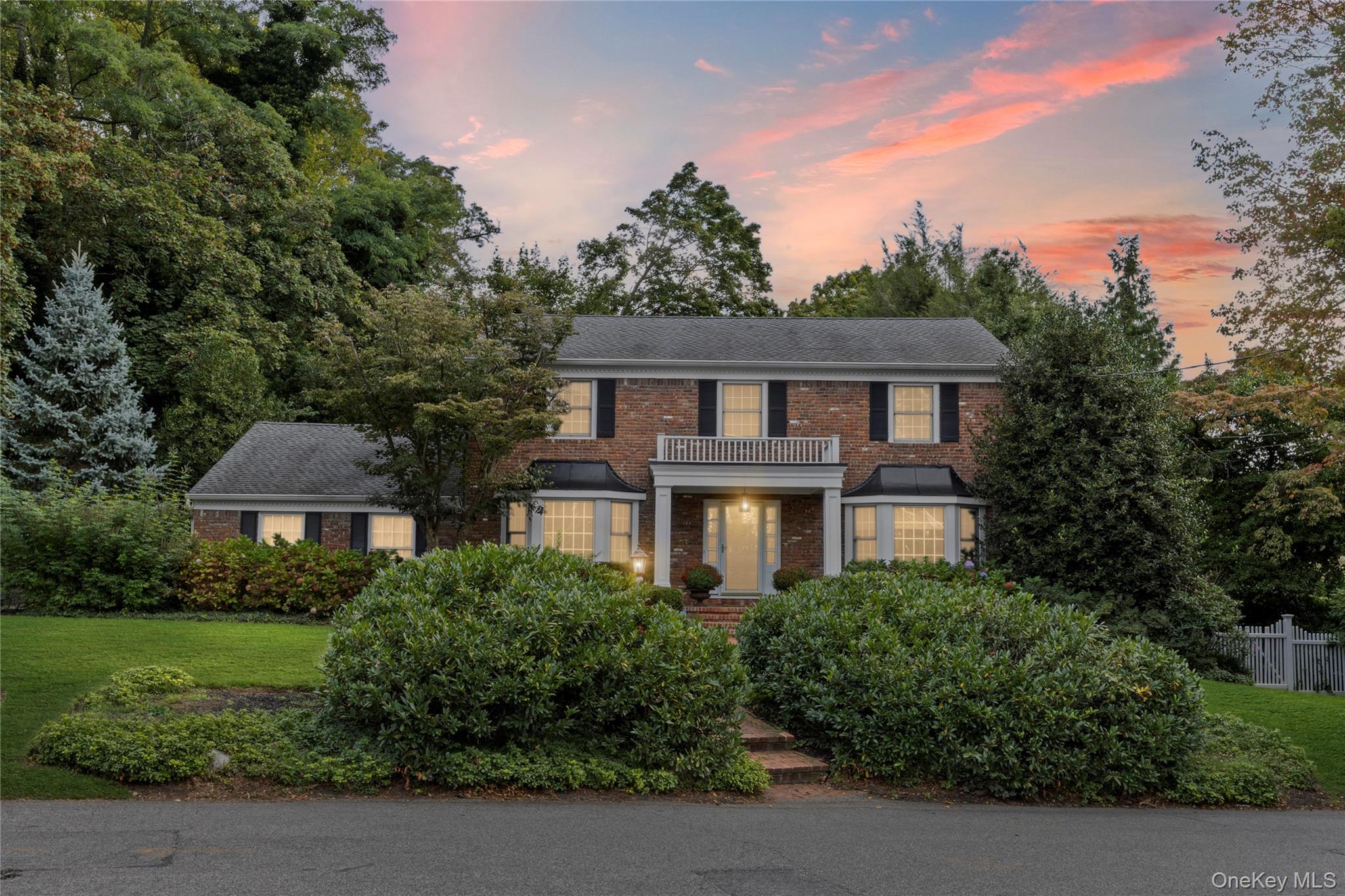 336 Bay Avenue, Huntington Bay, NY 11743